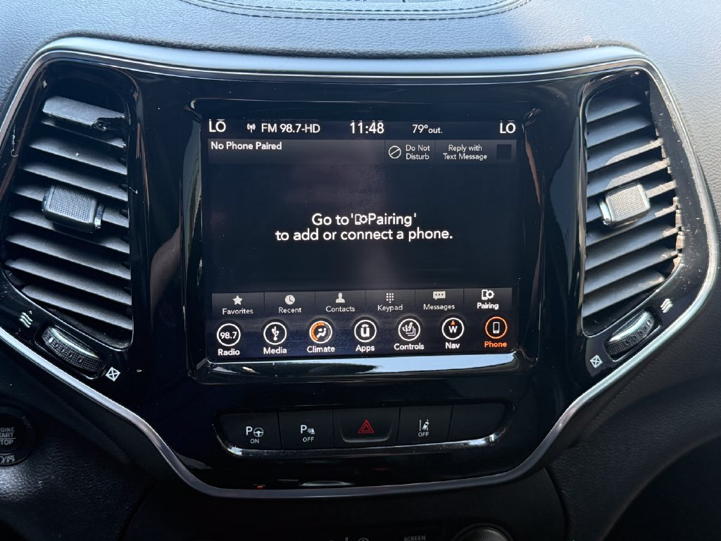 Used 2019 Jeep Cherokee Limited w/ Luxury Group AWD/4WD image 33
