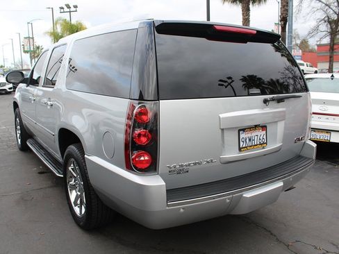 Used 2014 GMC Yukon XL Denali image 5