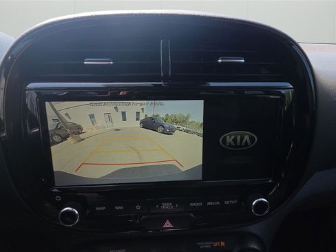 Used 2021 Kia Soul EX FWD image 16