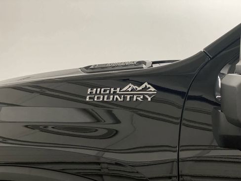 Used 2023 Chevrolet Silverado 3500 High Country w/ Z71 Off-Road Package image 11