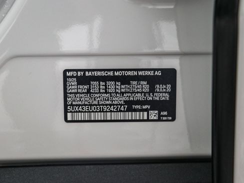 New 2026 BMW X5 xDrive50e w/ Executive Package image 16