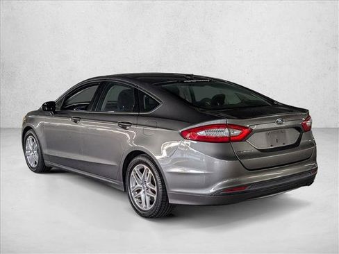 Used 2013 Ford Fusion SE FWD image 7
