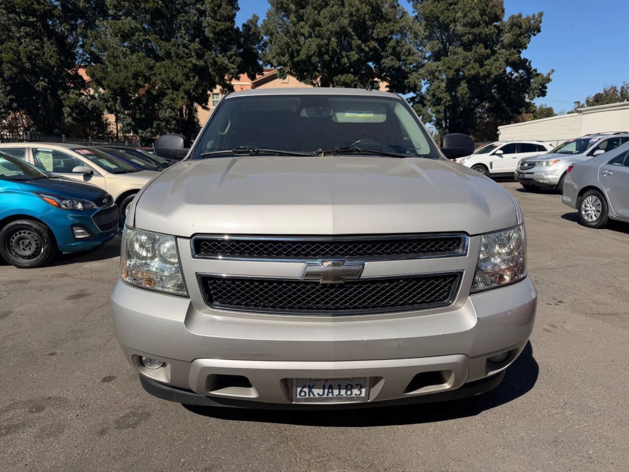 Used 2009 Chevrolet Tahoe LS RWD image 2