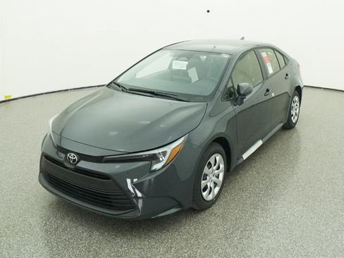 New 2026 Toyota Corolla LE image 5