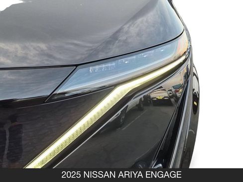 Certified 2025 Nissan Ariya FWD image 10