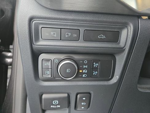 Used 2022 Ford F150 Lariat image 27