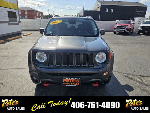 Used 2017 Jeep Renegade Trailhawk image 7