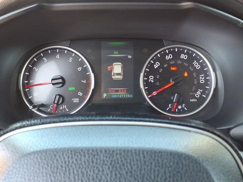 Used 2021 Toyota RAV4 XLE Premium AWD/4WD image 19