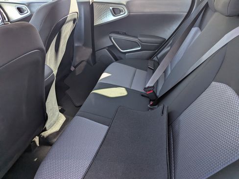 Certified 2025 Kia Soul S image 8