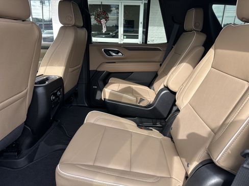 Used 2024 Chevrolet Tahoe Premier image 12