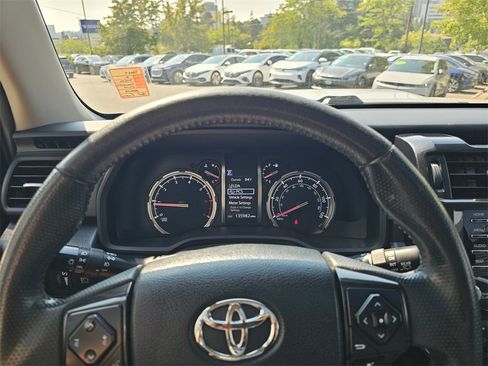 Used 2021 Toyota 4Runner Venture w/ Moonroof Package image 26