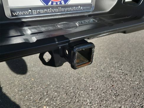 Used 2019 Ford Ranger Lariat w/ Equipment Group 501A Mid image 12