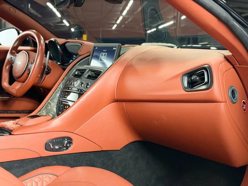 Used 2019 Aston Martin DBS Superleggera image 23