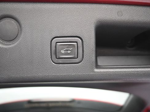 Certified 2023 Chevrolet Equinox RS FWD image 30