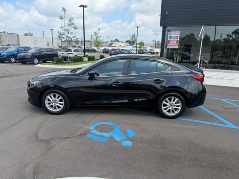 Used 2016 MAZDA MAZDA3 i Touring FWD image 8