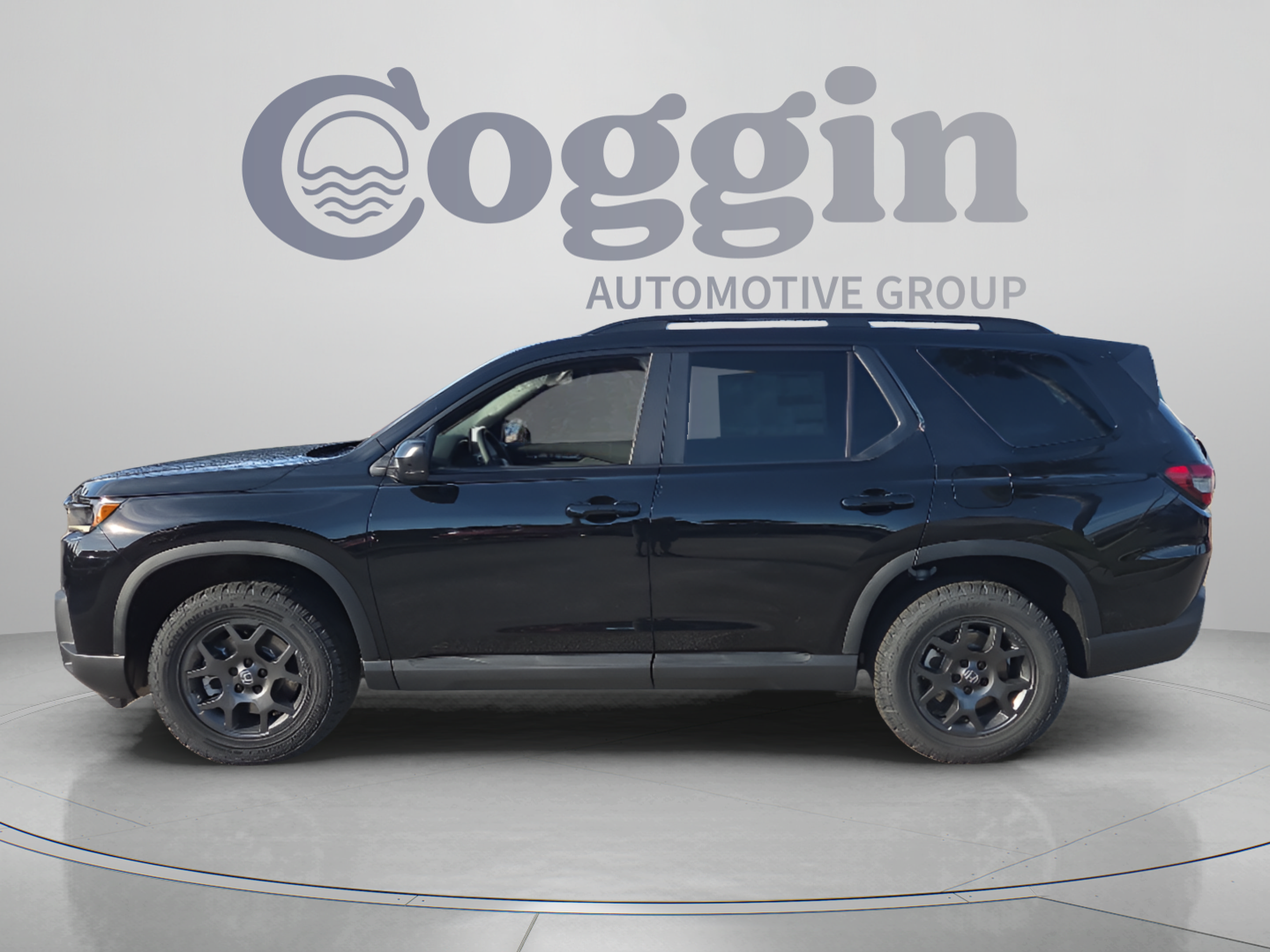 New 2026 Honda Pilot TrailSport image 2
