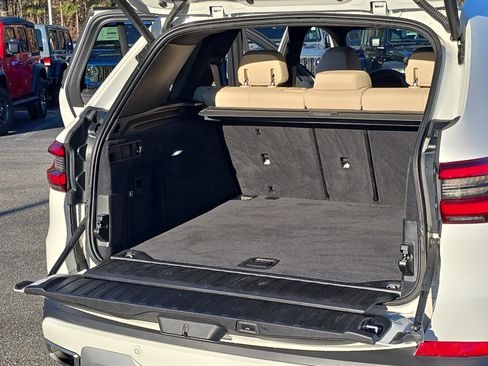 Used 2020 BMW X5 xDrive40i w/ Premium Package image 12