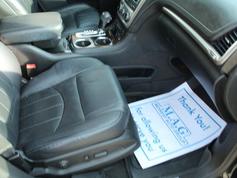 Used 2016 GMC Acadia Denali image 31