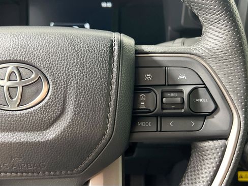 Used 2024 Toyota Tacoma SR5 w/ SR5 Upgrade Package image 19