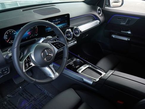 Used 2026 Mercedes-Benz GLB 250 image 19