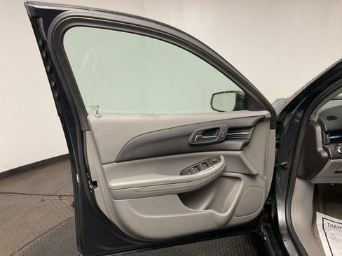 Certified 2016 Chevrolet Malibu LT FWD image 10