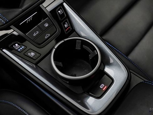 Used 2025 Porsche 911 Carrera T image 63