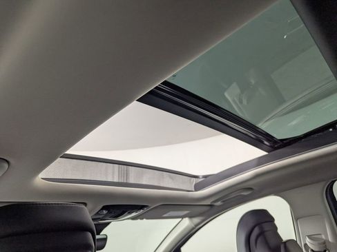 New 2026 Kia Sportage EX FWD image 24