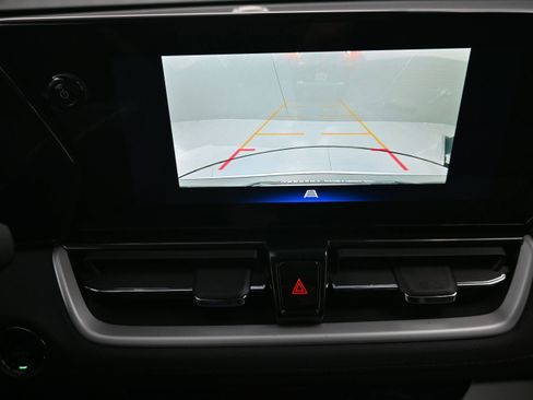 Used 2025 Chevrolet TrailBlazer LT w/ Convenience Package FWD image 17