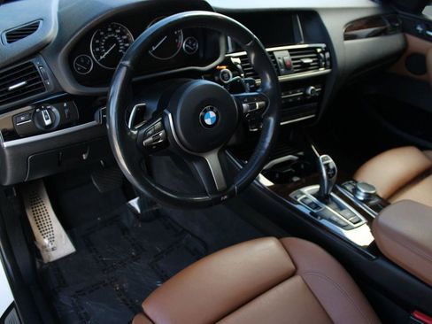 Used 2017 BMW X3 xDrive28i image 4