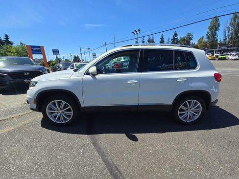 Used 2015 Volkswagen Tiguan SEL AWD/4WD image 4