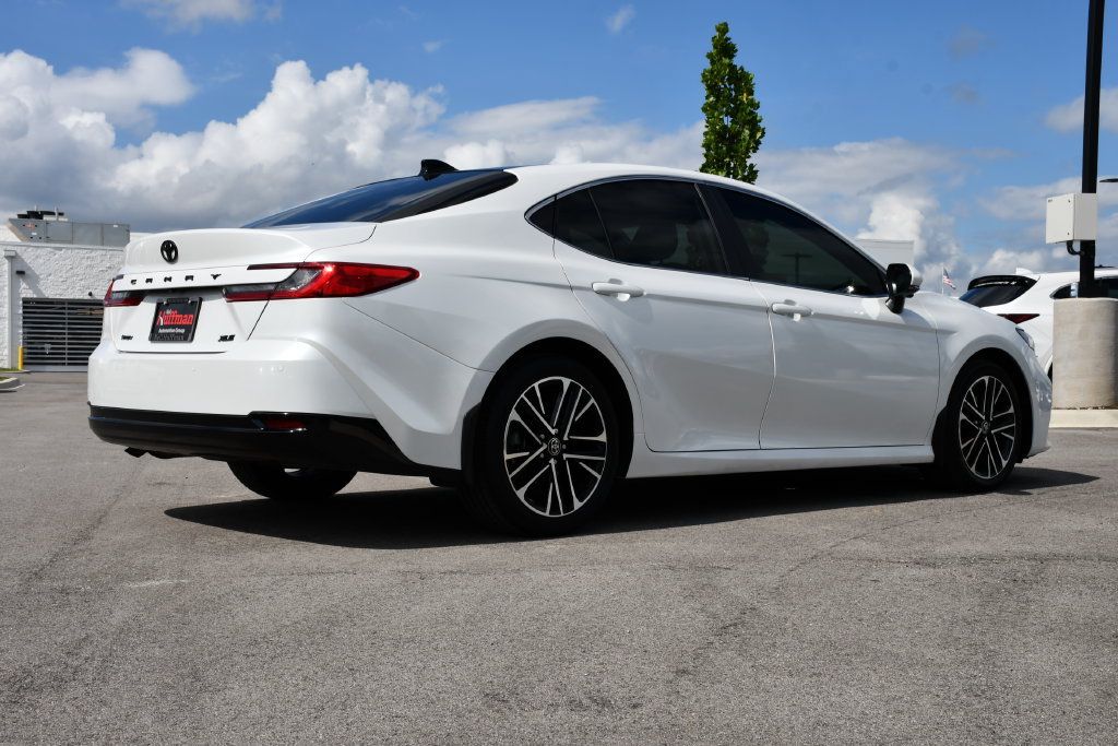 Used 2025 Toyota Camry XLE w/ Premium Plus Package FWD image 7