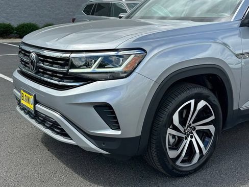 Used 2023 Volkswagen Atlas Cross Sport SEL AWD/4WD image 9