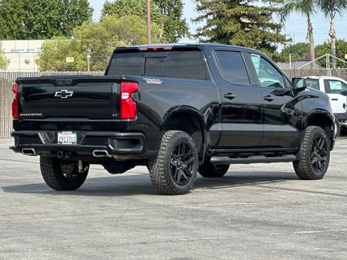 Used 2023 Chevrolet Silverado 1500 LT Trail Boss w/ LT Trail Boss Premium Package AWD/4WD image 3