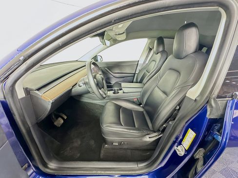 Used 2020 Tesla Model Y Long Range image 13