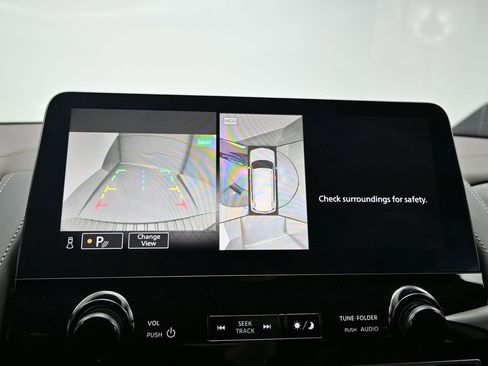 Used 2024 Nissan Armada Platinum w/ Captain's Chairs Package image 14