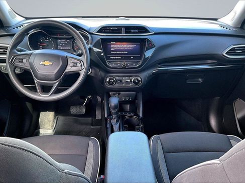Used 2021 Chevrolet TrailBlazer LT w/ Convenience Package AWD/4WD image 17