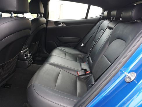 Used 2018 Kia Stinger GT AWD/4WD image 25