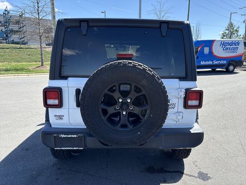 Certified 2022 Jeep Wrangler Unlimited Sport image 8