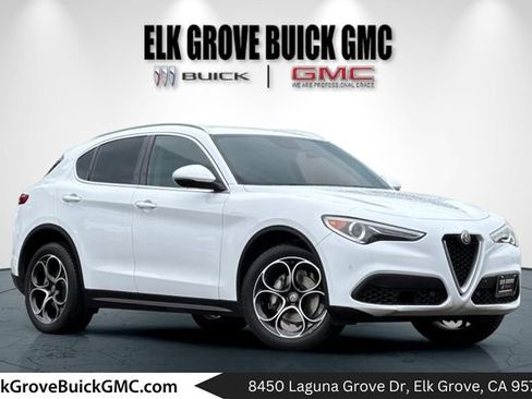 Used 2019 Alfa Romeo Stelvio Ti image 1