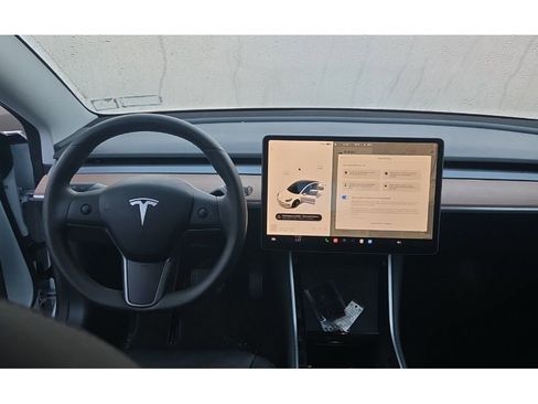 Used 2020 Tesla Model 3 Long Range image 7