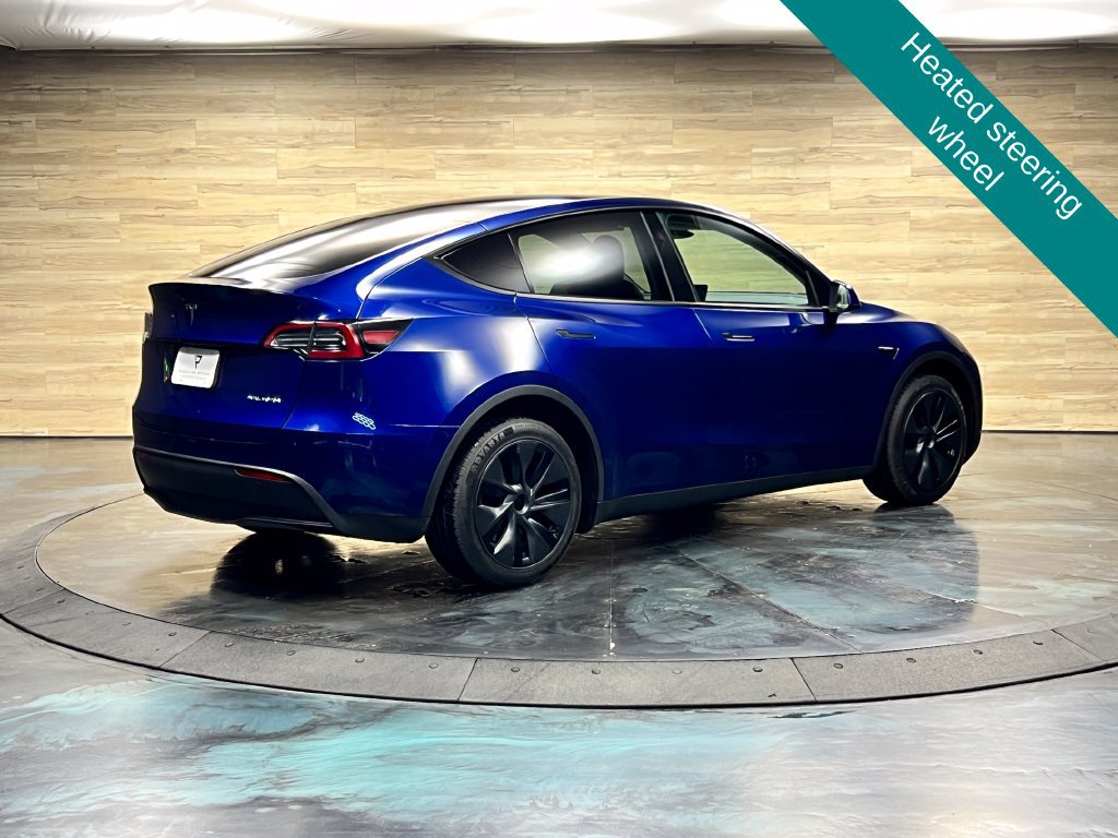 Used 2025 Tesla Model Y Long Range AWD/4WD image 12