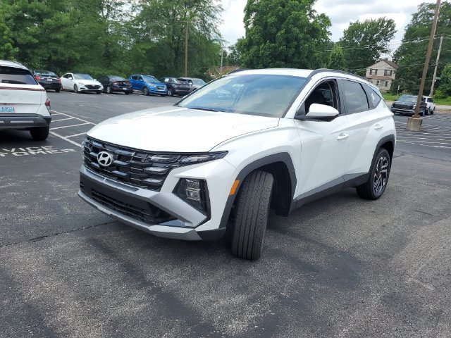 New 2026 Hyundai Tucson SEL Plus AWD/4WD image 2