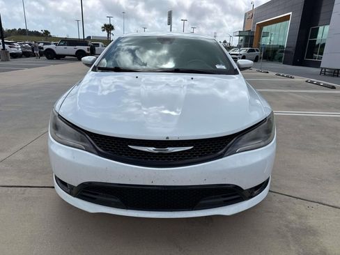Used 2015 Chrysler 200 S w/ Navigation & Sound Group I image 2