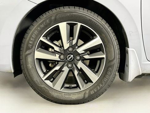 Used 2024 Nissan Versa SV w/ Trunk Package FWD image 11