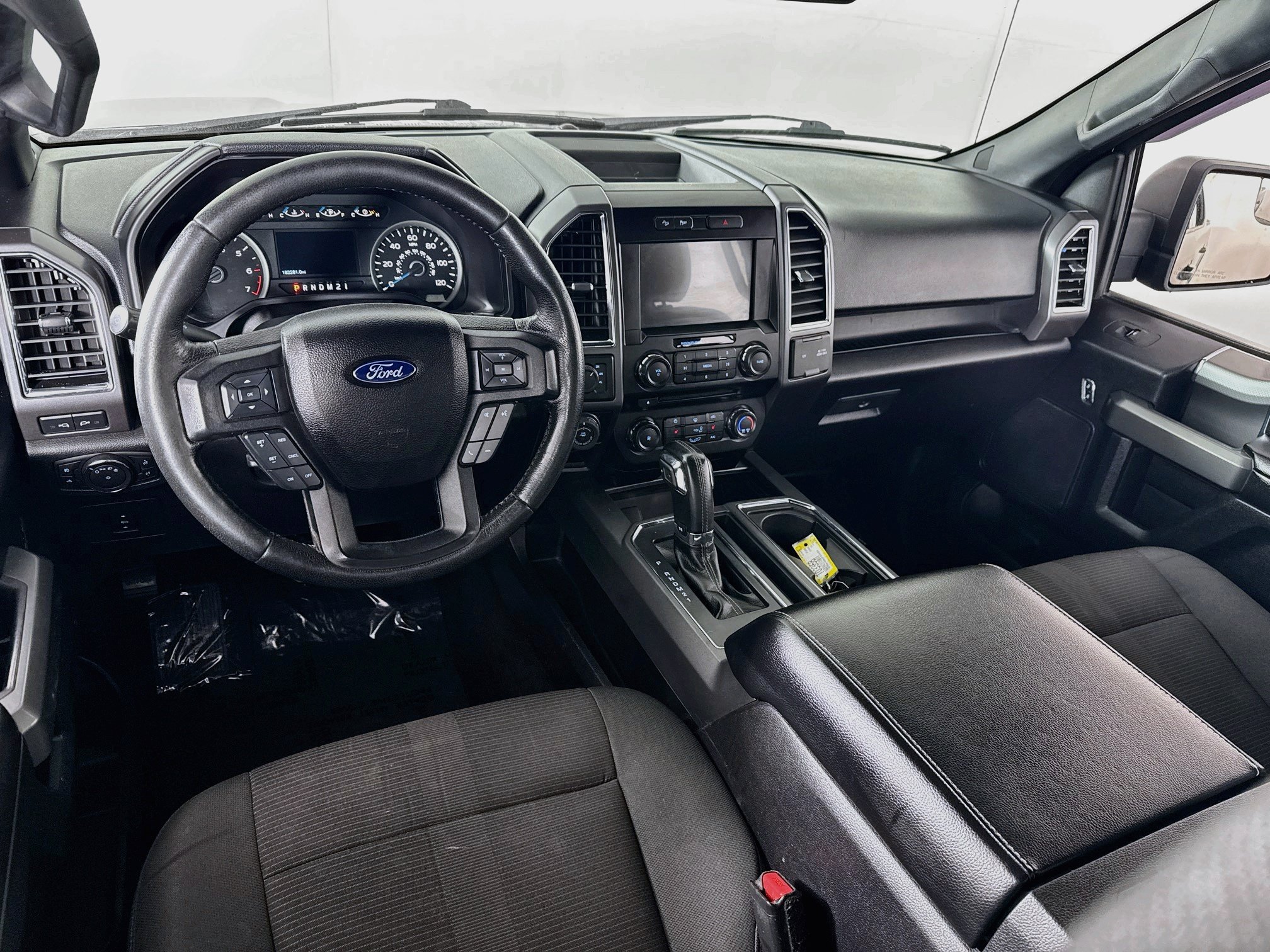 Used 2016 Ford F150 XLT w/ Equipment Group 302A Luxury AWD/4WD image 18