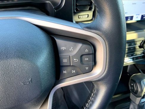 Used 2022 Ford Bronco Wildtrak image 19