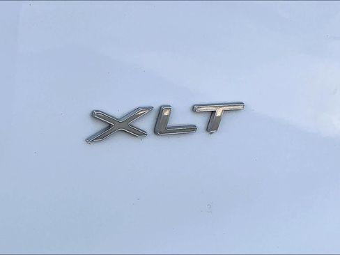 Used 2024 Ford Transit 350 XLT image 9