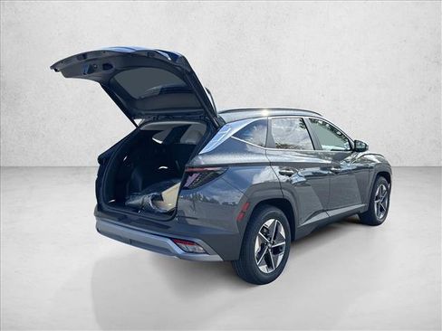 New 2026 Hyundai Tucson SEL image 2