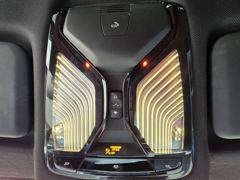 Used 2022 BMW X6 M50i w/ Parking Assistance Package image 22