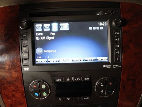 Used 2013 Chevrolet Tahoe LTZ image 17